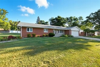 1033 Georgian Dr in Dayton, OH - Building Photo - Building Photo