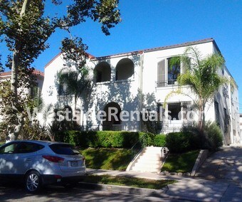162 N Sycamore Ave in Los Angeles, CA - Building Photo