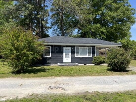 114 Blaire Ln in Goldsboro, NC - Building Photo