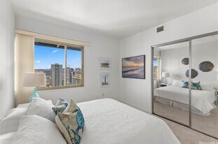 421 Olohana St, Unit 2804 in Honolulu, HI - Building Photo