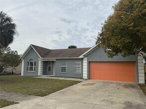 3718 Linsbury St in Orlando, FL - Foto de edificio - Building Photo