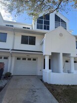 9794 Indian Key Trail in Seminole, FL - Building Photo