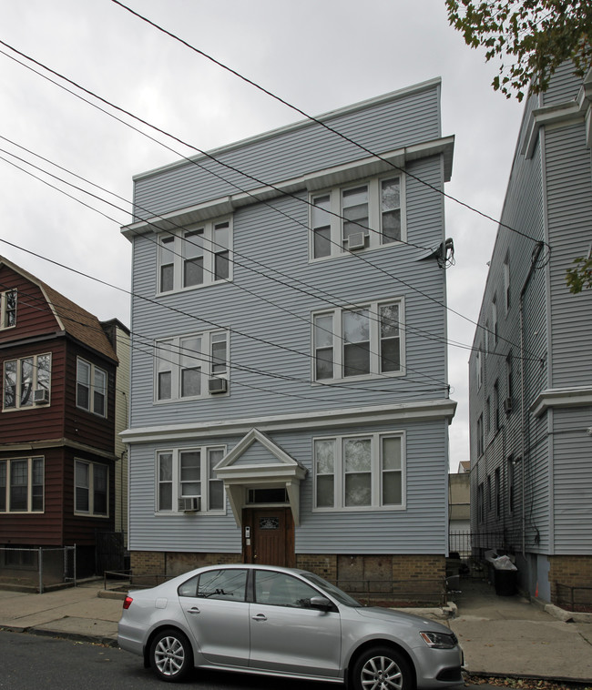 19-21 Rutgers Ave in Jersey City, NJ - Building Photo - Building Photo