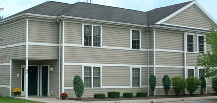 Stonington Park Apartments in Getzville, NY - Building Photo - Building Photo