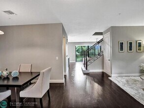2925 NW 126th, Unit Sunrise Condo in Sunrise, FL - Foto de edificio - Building Photo