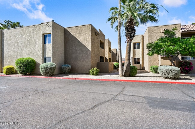property at 5877 N Granite Reef Rd