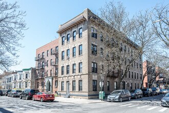 2156 Cortelyou Rd in Brooklyn, NY - Foto de edificio - Primary Photo