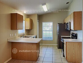 3248 Grand Pines Dr in Lakeland, FL - Foto de edificio - Building Photo