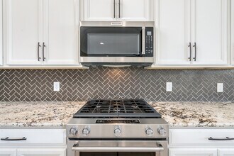 9813 E Miller Peak Trl in Tucson, AZ - Building Photo - Building Photo