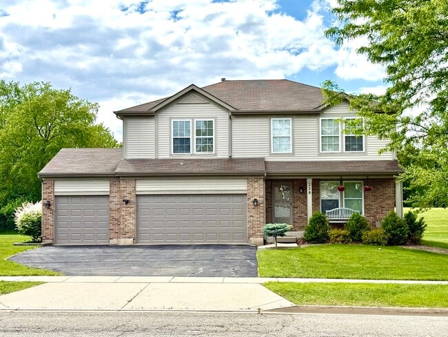 property at 228 White Oak St
