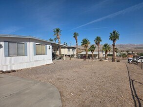 1457 Luna Ln in Bullhead City, AZ - Building Photo - Building Photo