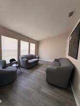 1593 Eagle Ave NW in Palm Bay, FL - Building Photo - Building Photo