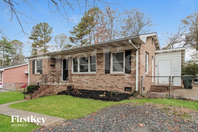 2754 Mary Ave in Gastonia, NC - Foto de edificio - Building Photo