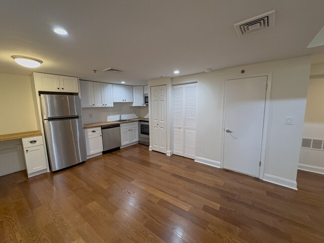 property at 400 N Front St