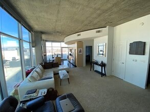 1700 Bassett St, Unit 918 in Denver, CO - Building Photo - Building Photo