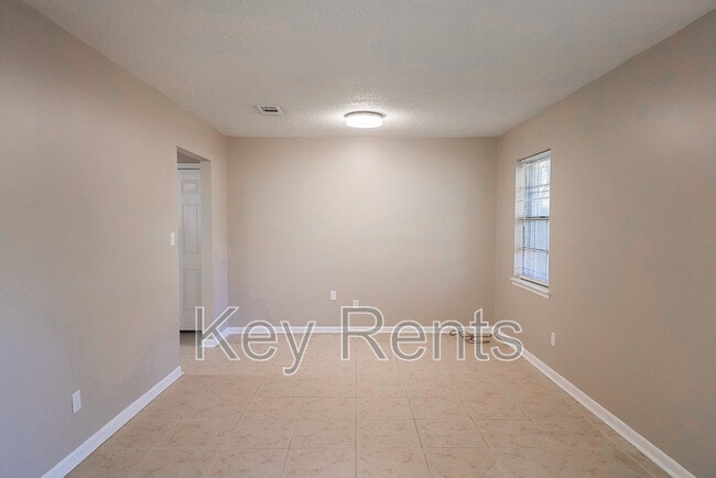 3418 S Blue Angel Pkwy in Pensacola, FL - Building Photo - Building Photo