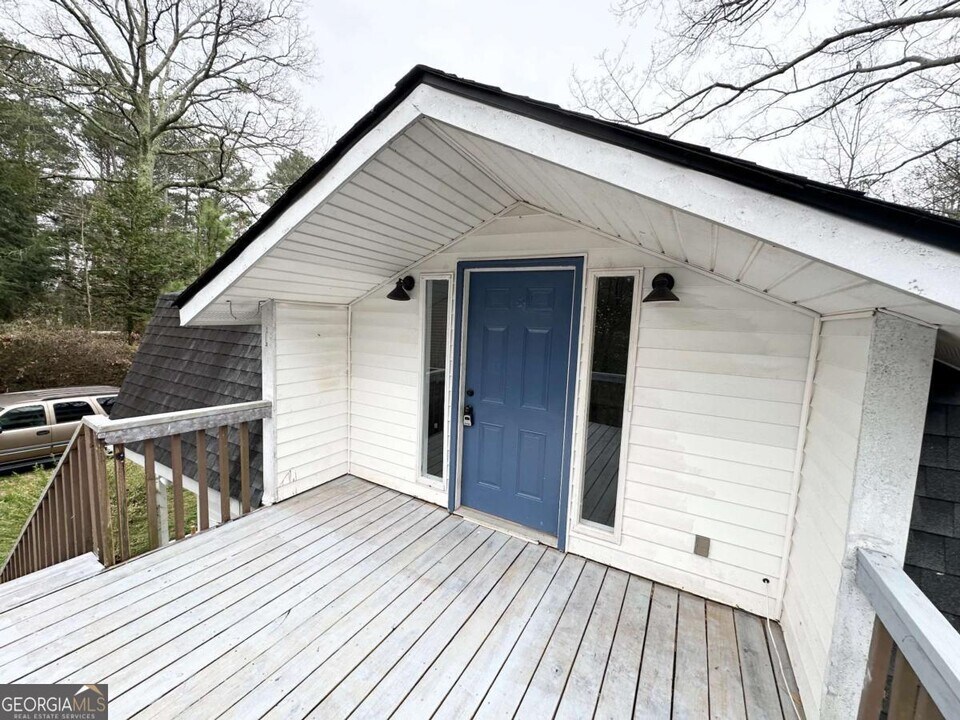 6104 Pisgah Rd SW in Mableton, GA - Building Photo