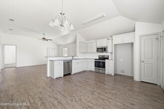 1212 Kingston St in Wolfforth, TX - Building Photo - Building Photo