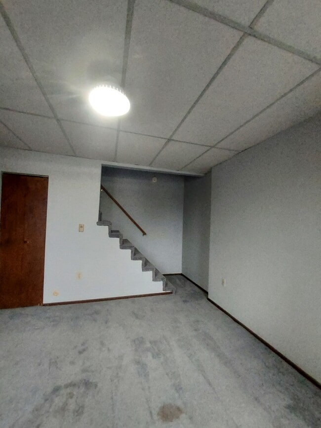 1252 W Main St in Zanesville, OH - Building Photo - Building Photo