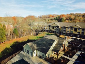 Retreat at Meadowview in Kingsport, TN - Building Photo - Building Photo