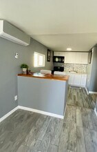 3720 W Mauna Loa Ln in Phoenix, AZ - Building Photo - Building Photo