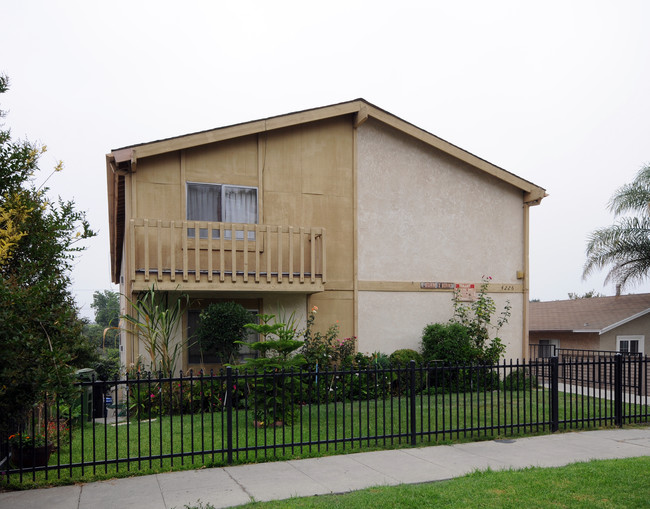 4226 Stillwell Ave in Los Angeles, CA - Building Photo - Building Photo