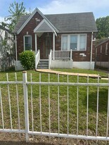 2218 Farrar St in St. Louis, MO - Building Photo