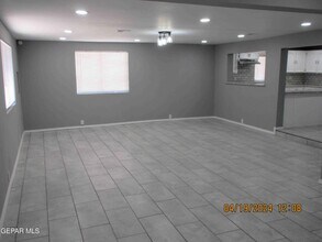 712 Ascencion St in El Paso, TX - Building Photo - Building Photo