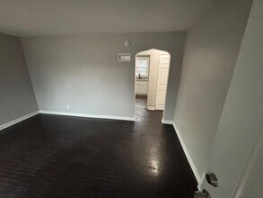 706 Mississippi St in Gary, IN - Building Photo - Building Photo