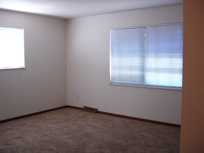 7101 N Park Ave in Gladstone, MO - Foto de edificio - Building Photo