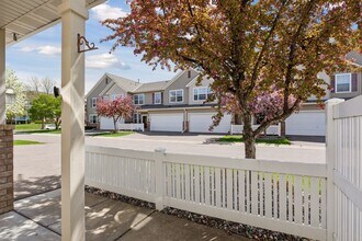 16841 91st Ave N in Osseo, MN - Building Photo - Building Photo