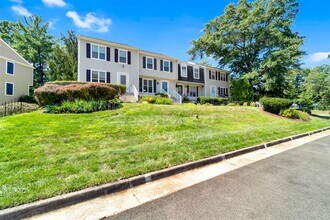 2881 Burgundy Pl in Woodbridge, VA - Building Photo - Building Photo