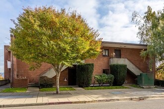 Harbor Terrace in Tacoma, WA - Foto de edificio - Building Photo