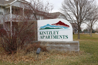 Kintzley Plaza in Laporte, CO - Foto de edificio - Building Photo
