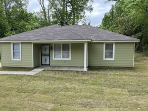 3194 University St in Memphis, TN - Building Photo - Building Photo