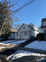 84 Hollywood Ave, Unit 2nd Floor in Albany, NY - Building Photo