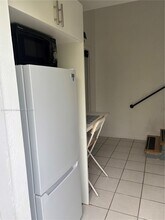 6102 SW 58th St in South Miami, FL - Building Photo - Building Photo