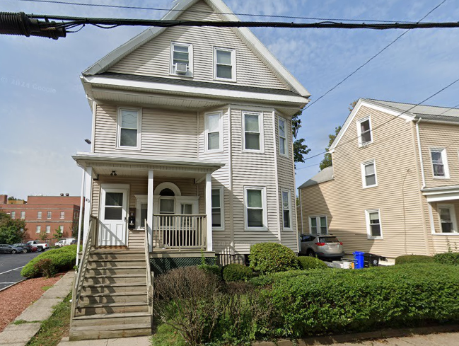 40 Cedar St, Unit #2 in Malden, MA - Building Photo