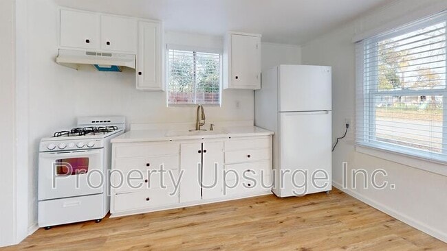 property at 4566 Virginia Ave