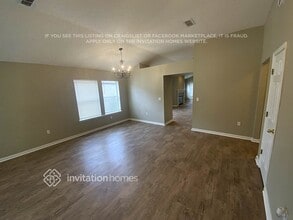 13463 Devan Lee Dr E in Jacksonville, FL - Foto de edificio - Building Photo