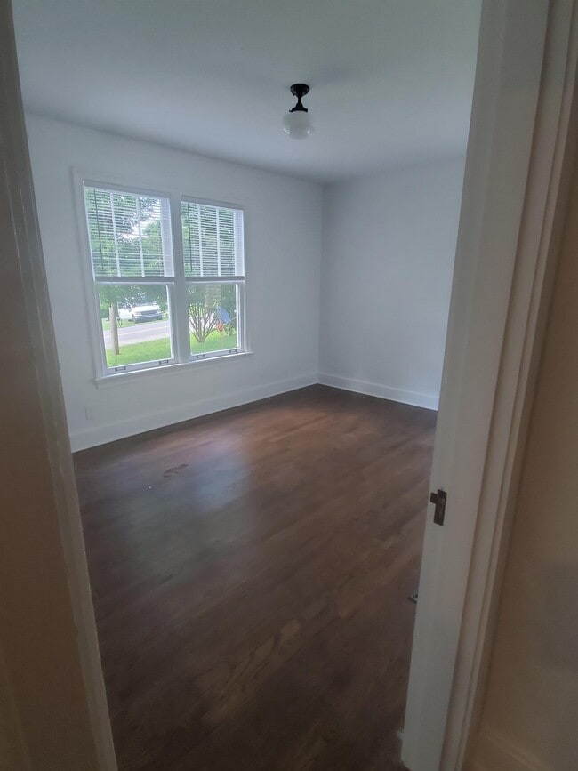 1002 Broadmoor Dr in Nashville, TN - Building Photo - Building Photo
