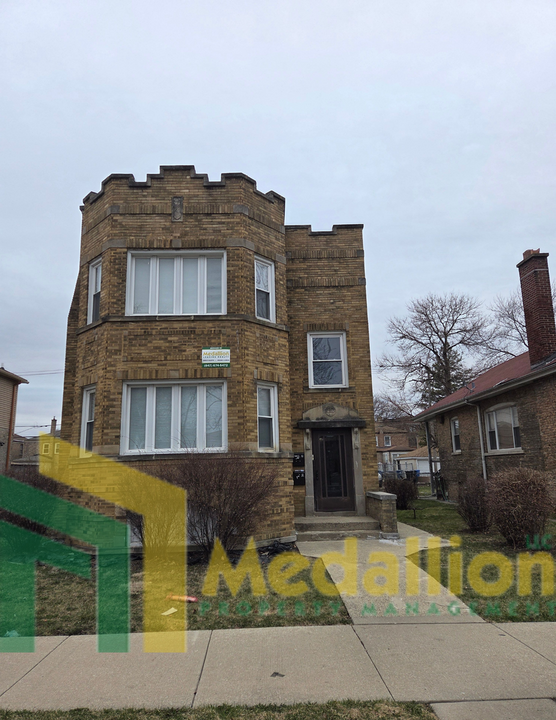 9318 S Loomis St in Chicago, IL - Foto de edificio