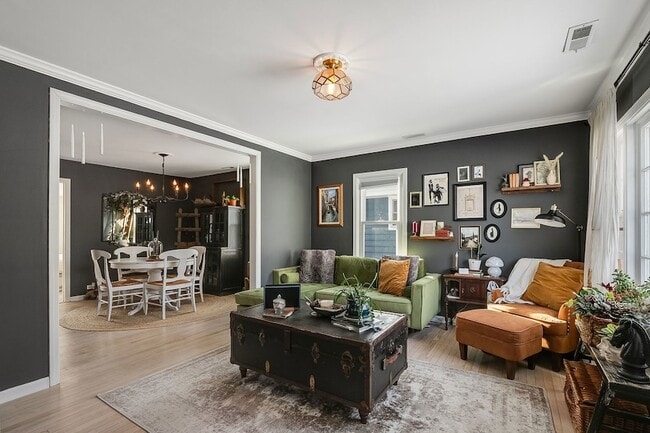 18229 W Big Oaks Rd in Grayslake, IL - Building Photo - Building Photo