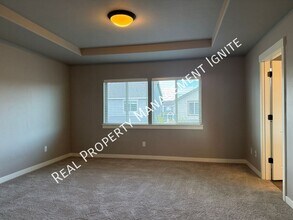 3751 SW Coyote Ln in Redmond, OR - Building Photo - Building Photo