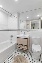 300 W 135th St in New York, NY - Foto de edificio - Building Photo