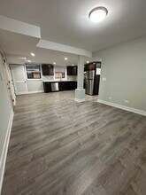 918 Crain St, Unit 2 Bed 1 Bath in Evanston, IL - Building Photo - Building Photo