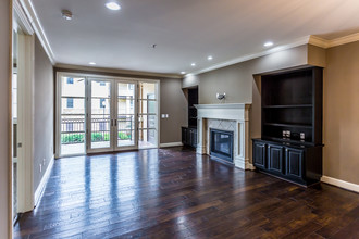 Chenal Woods Luxury Condos in Little Rock, AR - Building Photo - Interior Photo