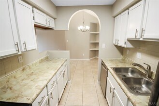 132 Shirley Ridge Dr in St. Charles, MO - Building Photo - Building Photo