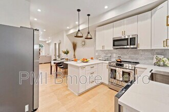 2329 E Madison St in Baltimore, MD - Building Photo - Building Photo