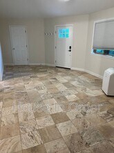 50 Rustling Oaks Ln in Asheville, NC - Building Photo - Building Photo